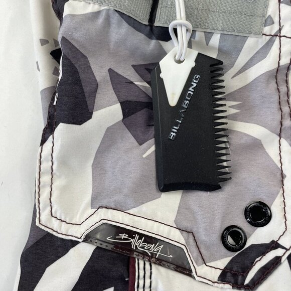 Billabong Boardshorts Swim Trunks Men’s 36 White Black Hawaiian Floral Pockets - Picture 9 of 9